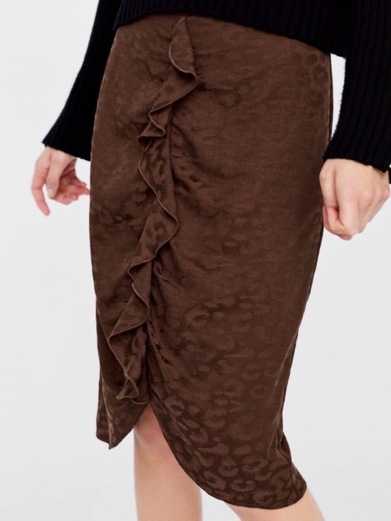 Zara Dresses & Skirts - Zara Leopard Print Jacquard Brown Pencil Skirt Size XS